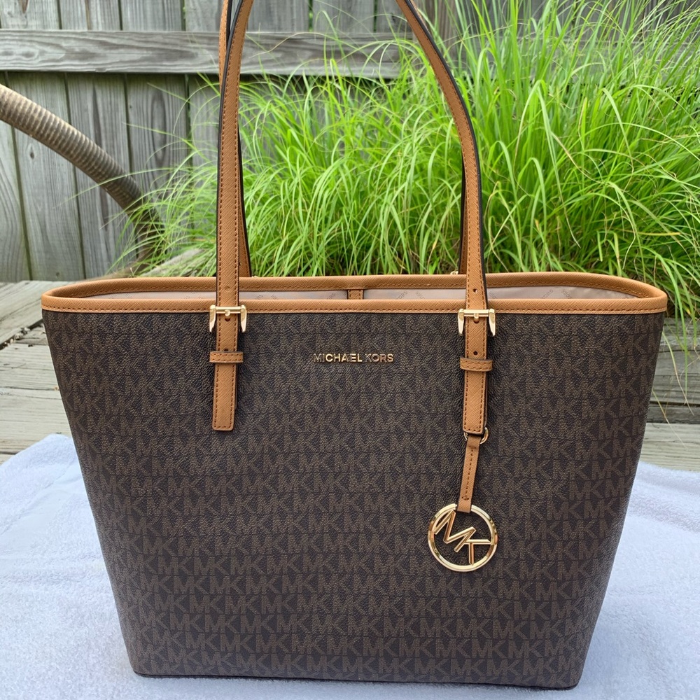 Michael Kors Jet Set MD Carryall Tote Brown/Acorn